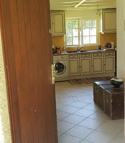 Maison Du Bonheur Ferienhaus Gan